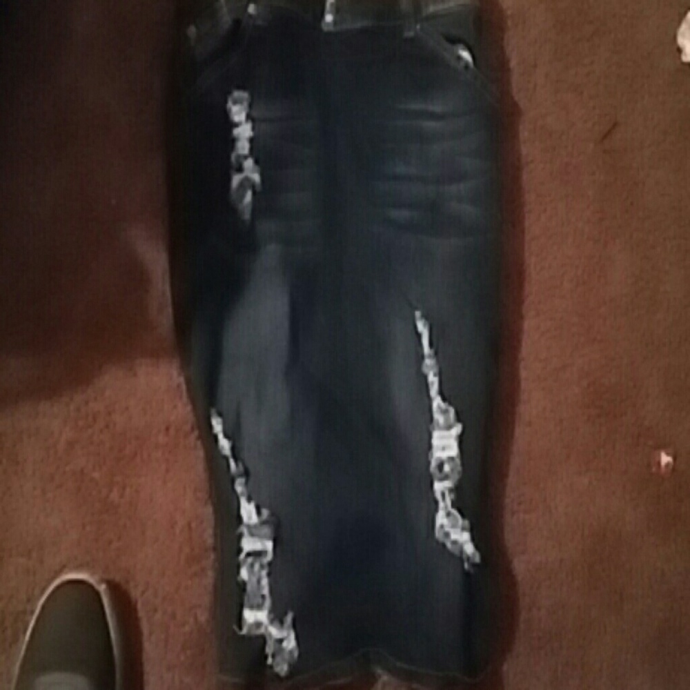 Knee lengh Jean skirt